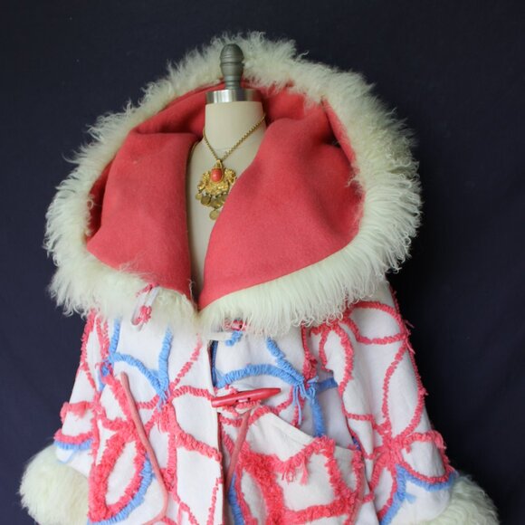 Artisan Vintage Chanille blanket jacket mongolia lamb cloak poncho toggle coat - Picture 3 of 12